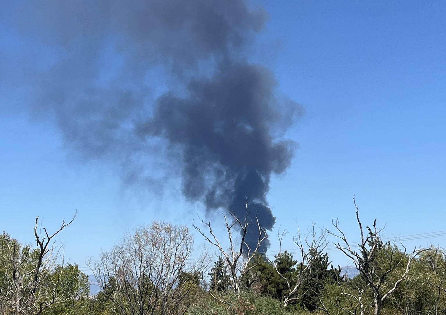 Μεγάλη φωτιά σε επιχείρηση ανακύκλωσης στο Ομορφοχώρι Λάρισας 