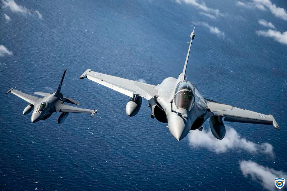 Τα πρώτα F-16 "Viper" στη Λάρισα εντός του 2024