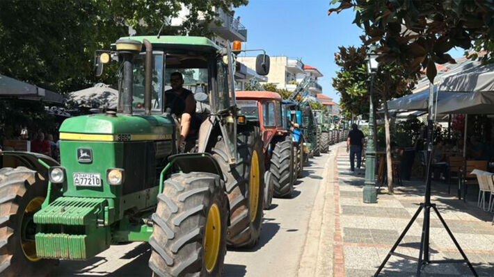 Ραβασάκια ΟΠΕΚΕΠΕ σε αγρότες που έπληξε η θεομηνία - Κινητοποίηση στη Λάρισα 