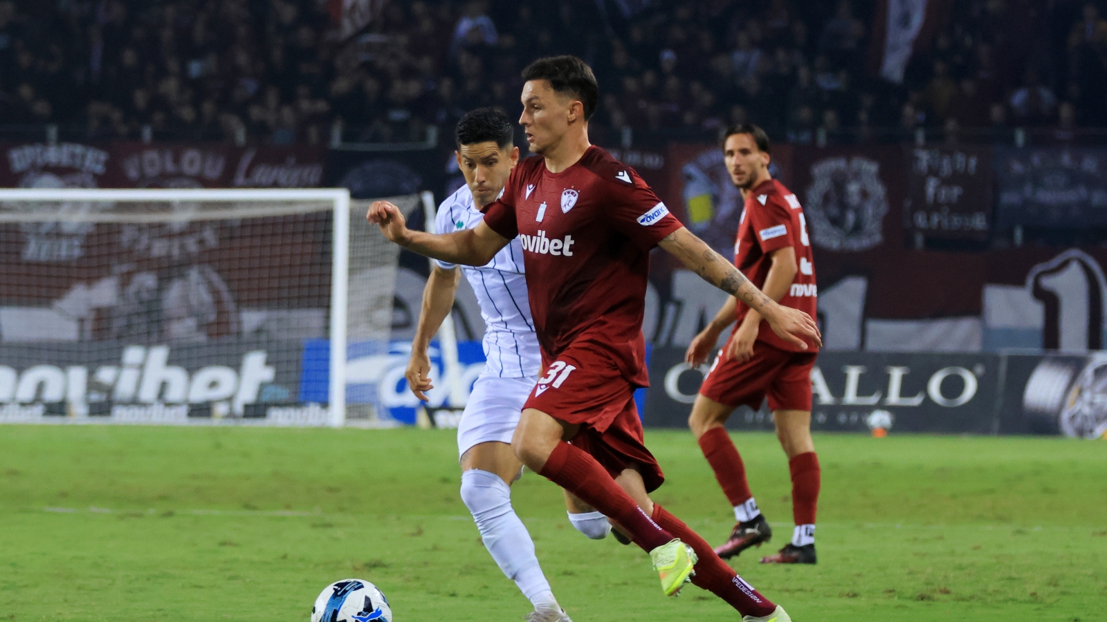 ΑΕΛ Novibet: Σε απολογία Ατανάσοφ και Σαγάλ για το… κόρνερ στο ματς με τον Λεβαδειακό