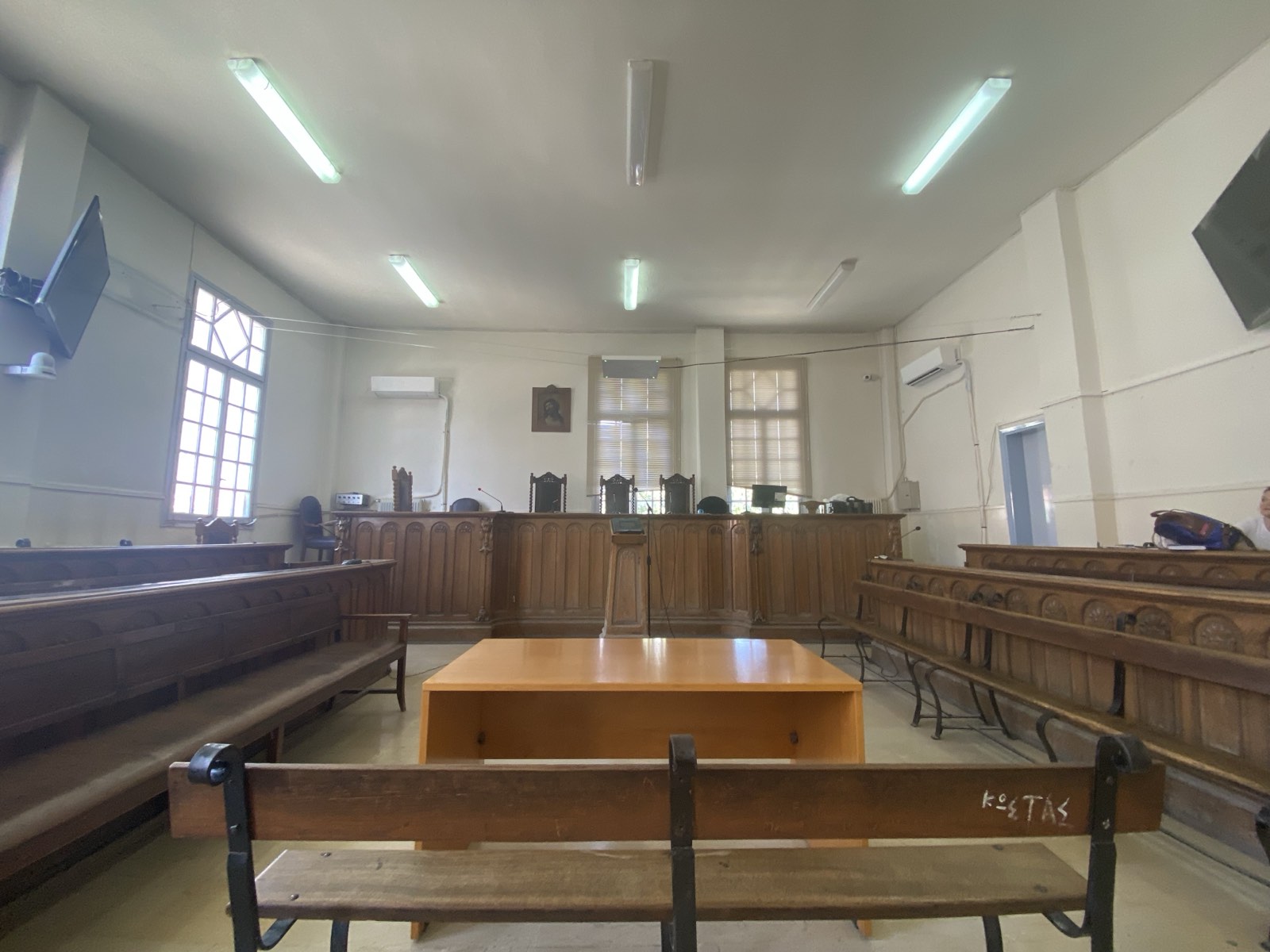 Διακόπηκε η δίκη για τον εκβιασμό που κατήγγειλε η Ζέττα Μακρή - Την Τρίτη η απόφαση