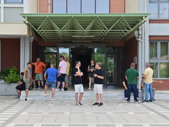 O Kουρέτας με εκπροσώπους του Σωματείου Εκπαιδευτών Υποψηφίων Οδηγών Νομού Λάρισας