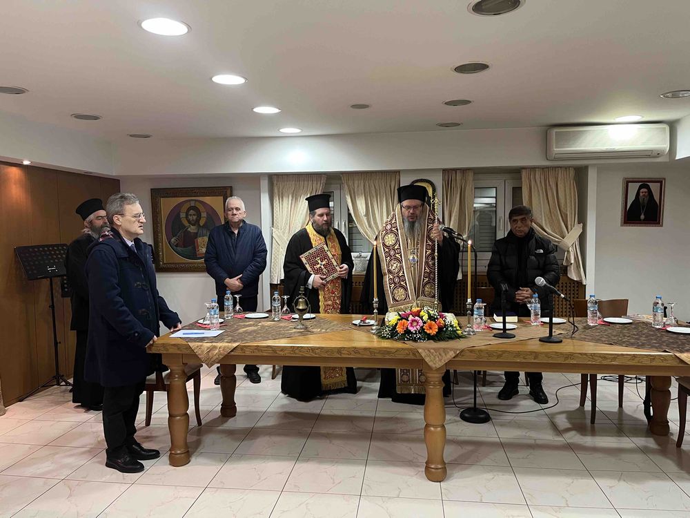 Λάρισα: Mε επιτυχία η ημερίδα των Θεολόγων στο Επισκοπείο