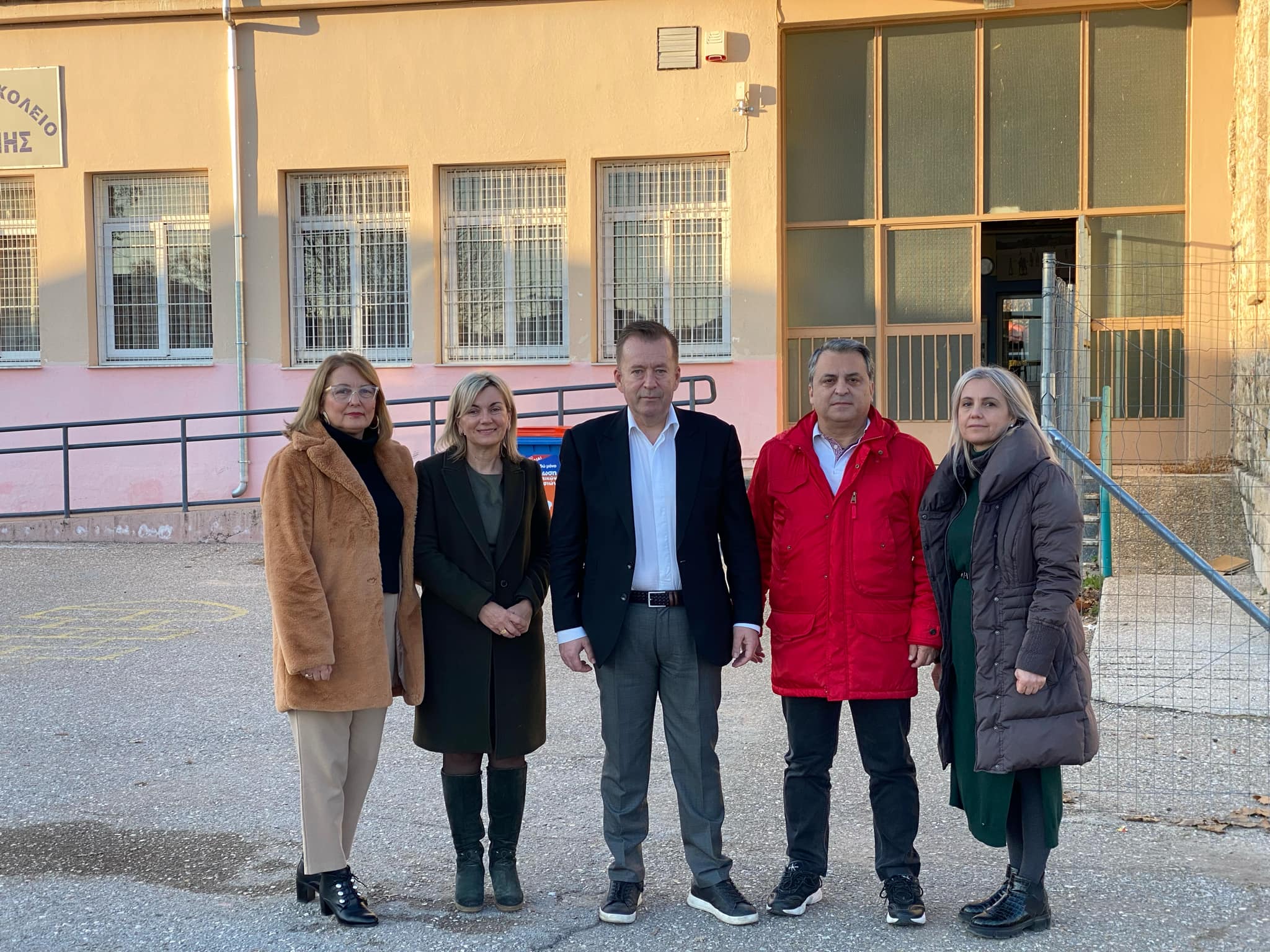 Την ανάγκη άμεσης ανέγερσης νέου σύγχρονου δημοτικού σχολείου στη Φαλάνη φέρνει ο Κόκκαλης στη Βουλή