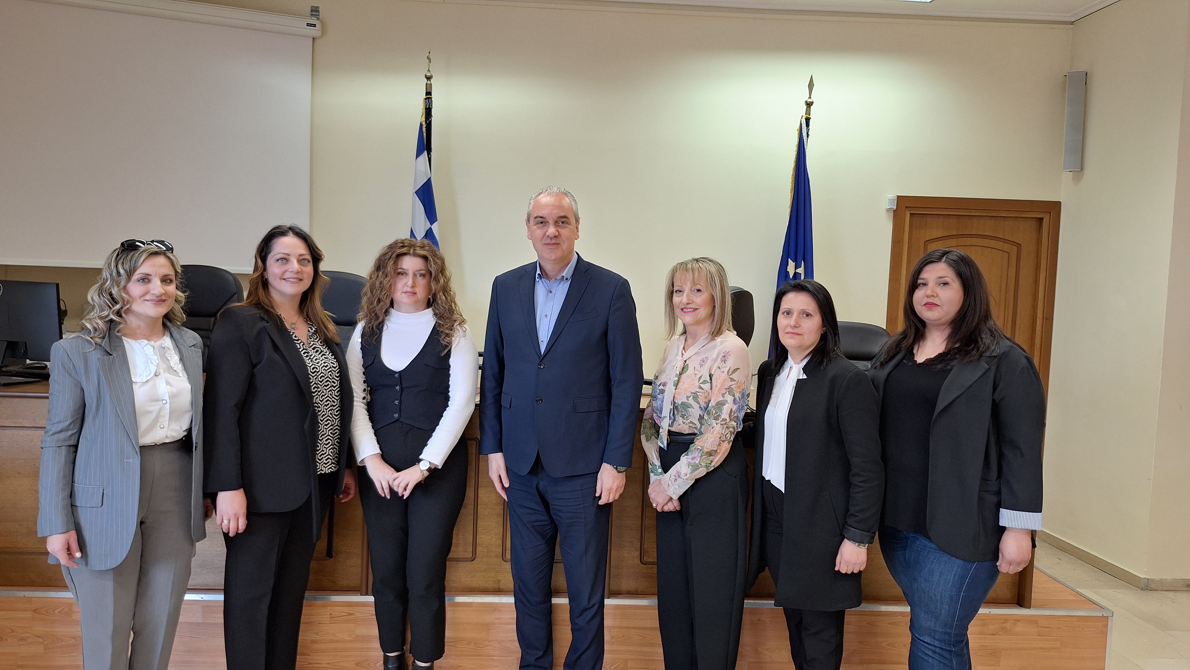 Eλασσόνα: Ορκωμοσία 5 νέων μόνιμων υπαλλήλων στο πρόγραμμα "Βοήθεια στο Σπίτι"