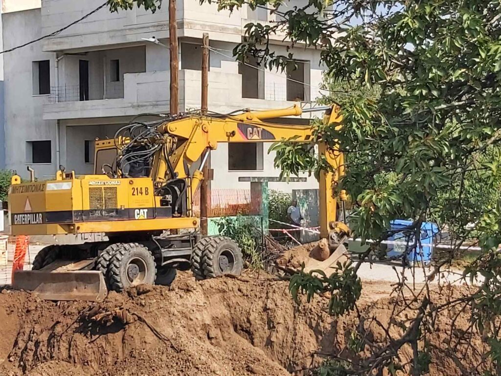 Λάρισα: Bρέθηκε οβίδα σε οικόπεδο που εκτελούνταν εργασίες 