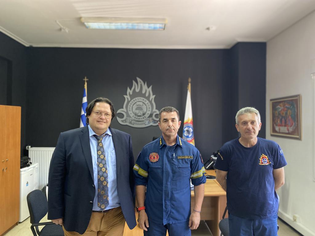 Επίσκεψη Παπαλιάγκα στην Πυροσβεστική Διεύθυνση Λάρισας 
