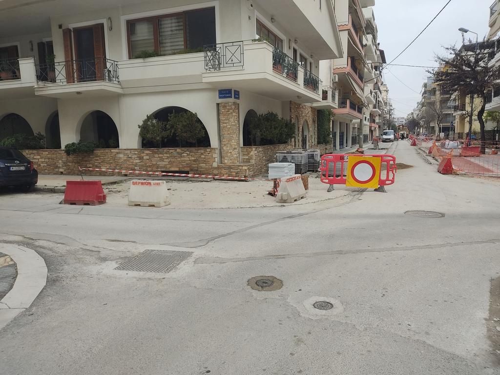 Εργασίες ανακατασκευής στη συμβολή των οδών Αιόλου και Πλούτωνος - Κυκλοφοριακές ρυθμίσεις