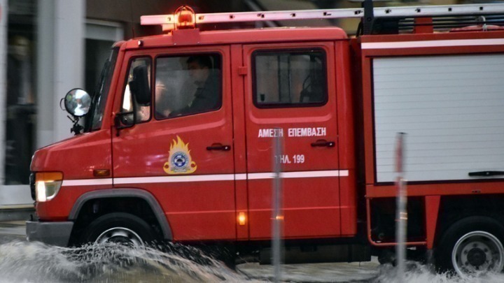 Θεσσαλία: 55 κλήσεις στην Πυροσβεστική για την κακοκαιρία