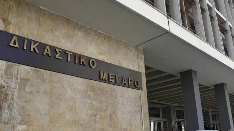 Θεσσαλία: Αθωώθηκαν ασθενείς και συγγενείς τους για δωροδοκία πανεπιστημιακού γιατρού