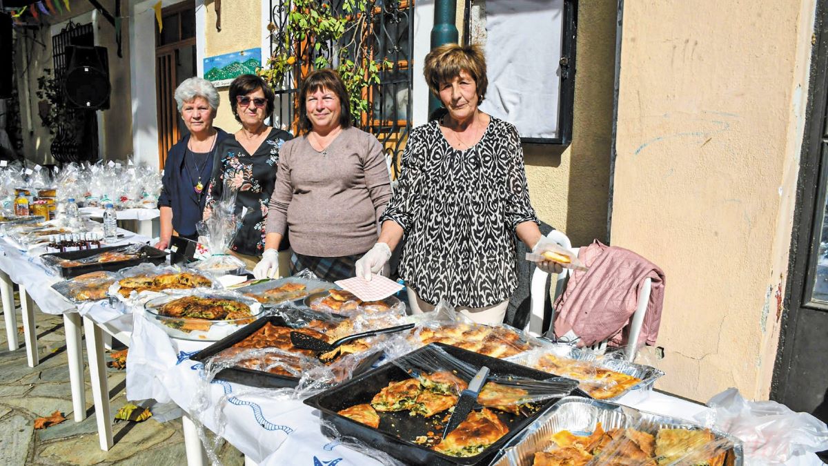 Πλήθος επισκεπτών γεύτηκε τα δώρα της γης του Μαυροβουνίου