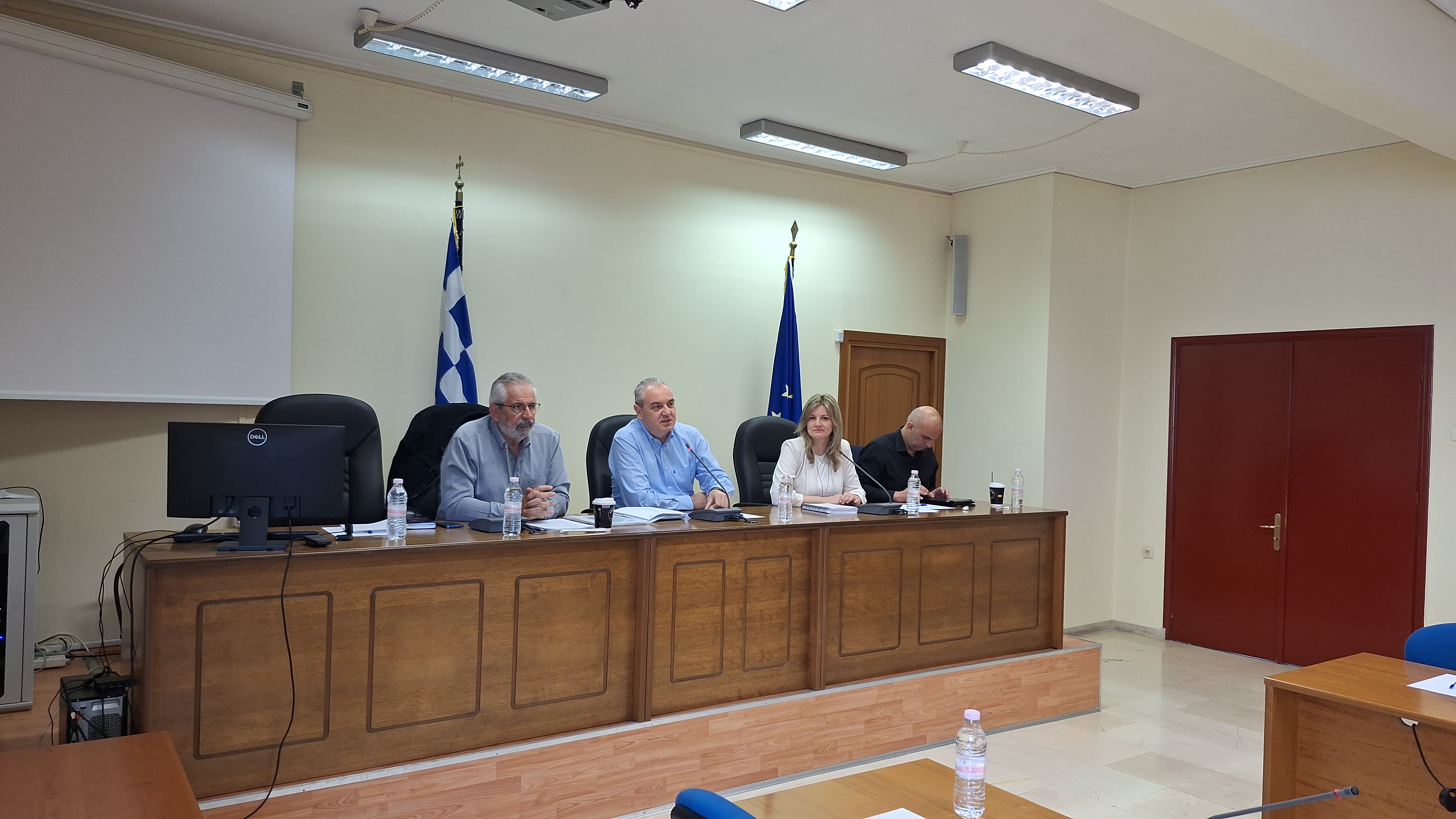 Aναβαθμίζονται οι αθλητικοί και σχολικοί χώροι στον Δήμο Ελασσόνας 