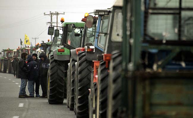 Κλείνουν οι αγρότες και την εθνική οδό Λάρισας-Τρικάλων, στο ύψος της Ραχούλας