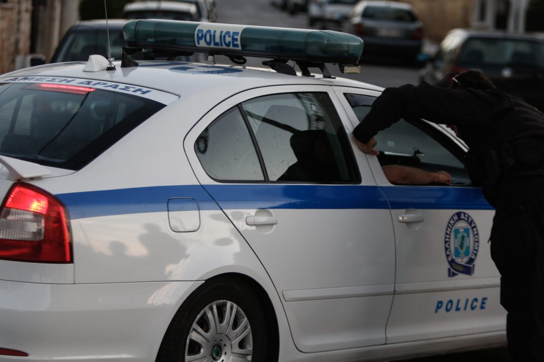 Δύο συλλήψεις στη Λάρισα - Βρέθηκαν στην κατοχή τους 906 ναρκωτικά δισκία