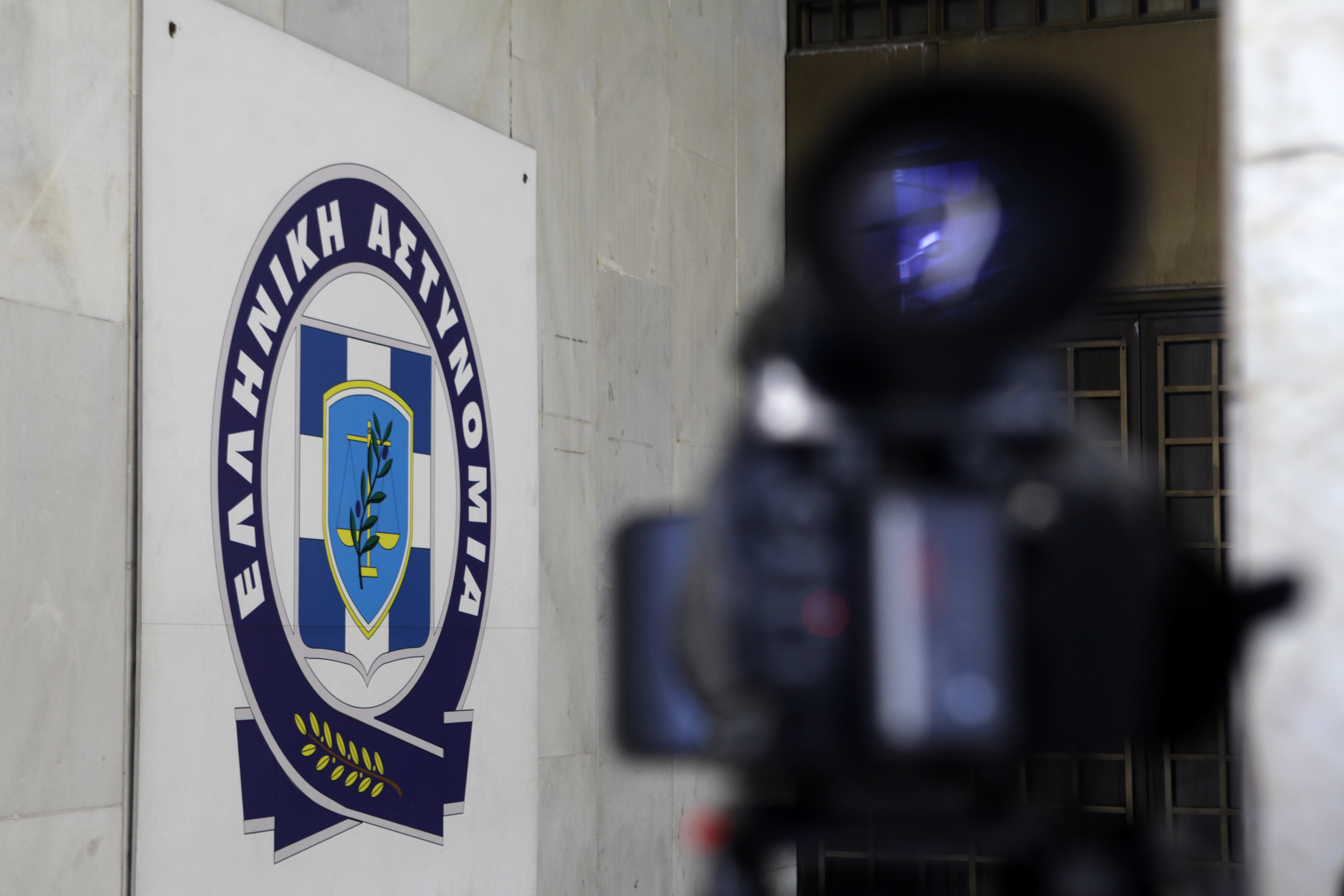Δύο συλλήψεις γυναικών για ρευματοκλοπή στον Τύρναβο 