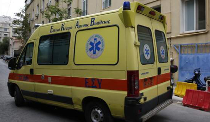 Πυροσβέστες ανέσυραν γυναίκα που έπεσε σε φρεάτιο στην Ιτέα Γόννων