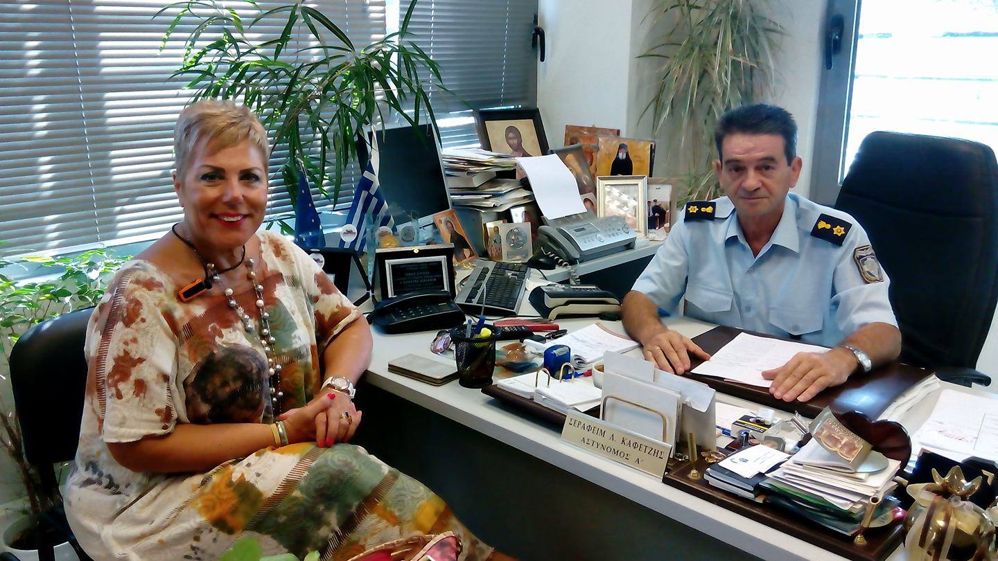 Με τον διοικητή της Τροχαίας Λάρισας η διευθύντρια του ΕΚΑΒ Θεσσαλίας 