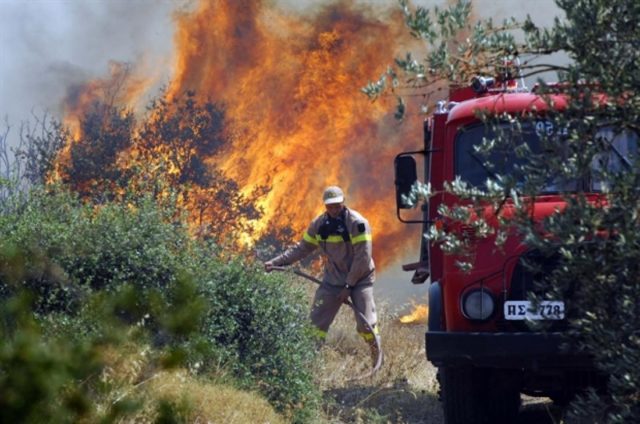 Υψηλός κίνδυνος πυρκαγιάς την Τρίτη στη Λάρισα 