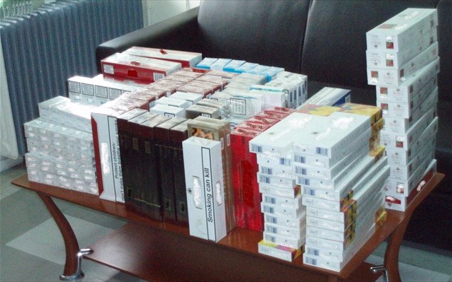 Δύο συλλήψεις στη Λάρισα για αφορολόγητα πακέτα τσιγάρων