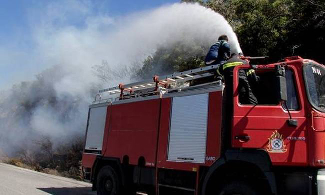 Σε εξέλιξη τρεις πυρκαγιές στο νομό Λάρισας 