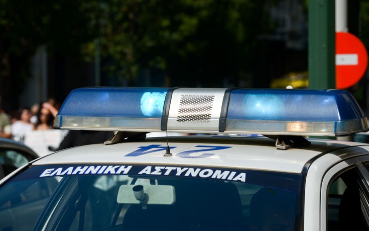 70χρονος στο Τύρναβο επιτέθηκε με κλαδευτήρι και τραυμάτισε στο χέρι 58χρονη γειτόνισσά του!