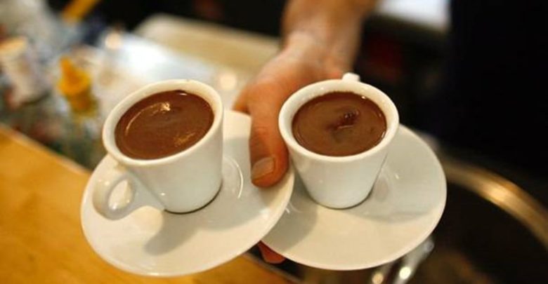 Σύλληψη και πρόστιμο σε περιοχή του Τυρνάβου για παράνομη λειτουργία καφετέριας 