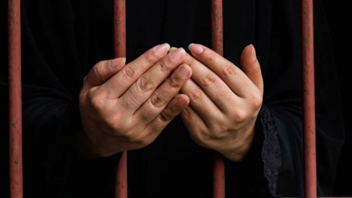Στη φυλακή 35χρονη για 16 κλοπές σε Λάρισα και Βόλο 