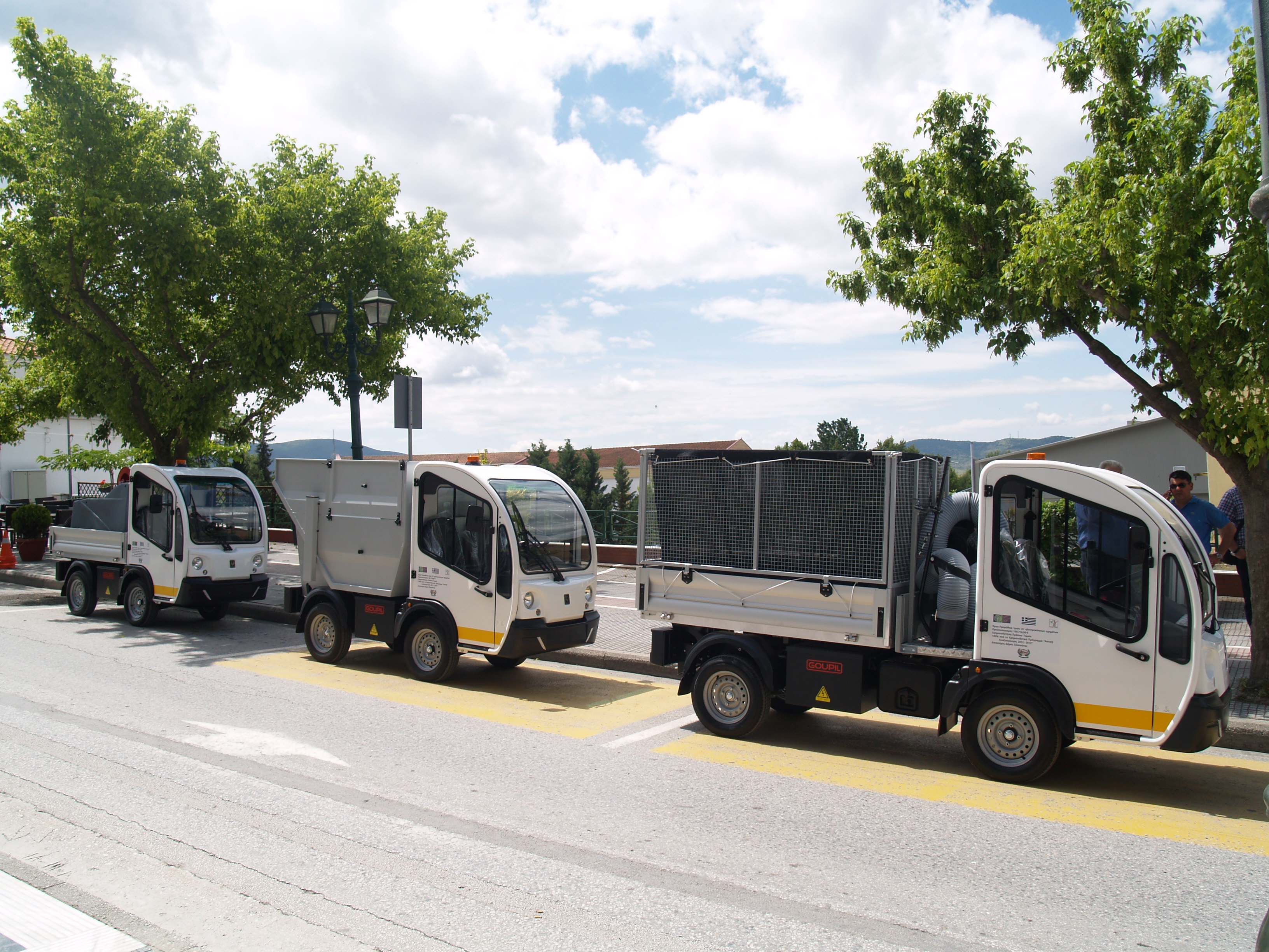 Ελασσόνα: Έφτασαν τα ηλεκτροκίνητα οχήματα καθαριότητας (ΕΙΚΟΝΕΣ)