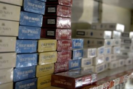 Δυο συλλήψεις στη Φαρκαδόνα για 4.670 πακέτα λαθραία τσιγάρα