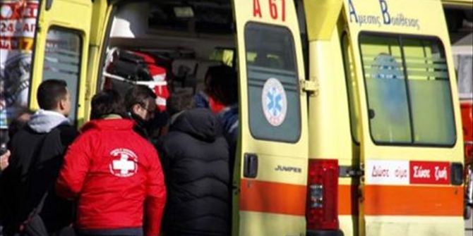 Τέσσερις τραυματίες σε τροχαίο έξω από τα Φάρσαλα