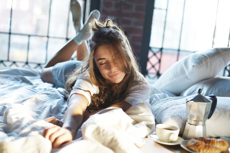 Πόσο καλά κοιμάστε; Εξαρτάται από το αν είστε single ή σε σχέση