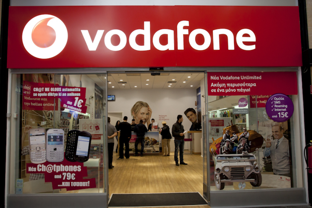 Ανακαίνισε πάνω από 100 καταστήματά της η Vodafone