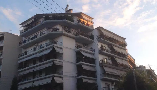 Τραγωδία στη Λάρισα: 48χρονη σκοτώθηκε πέφτοντας από τον 7ο όροφο
