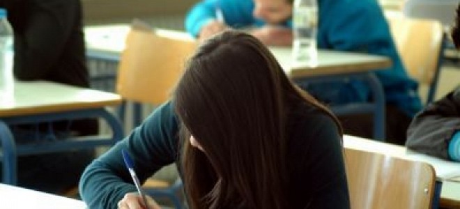 Ξεκίνησε η υποβολή αιτήσεων των μαθητών για τις πανελλαδικές εξετάσεις
