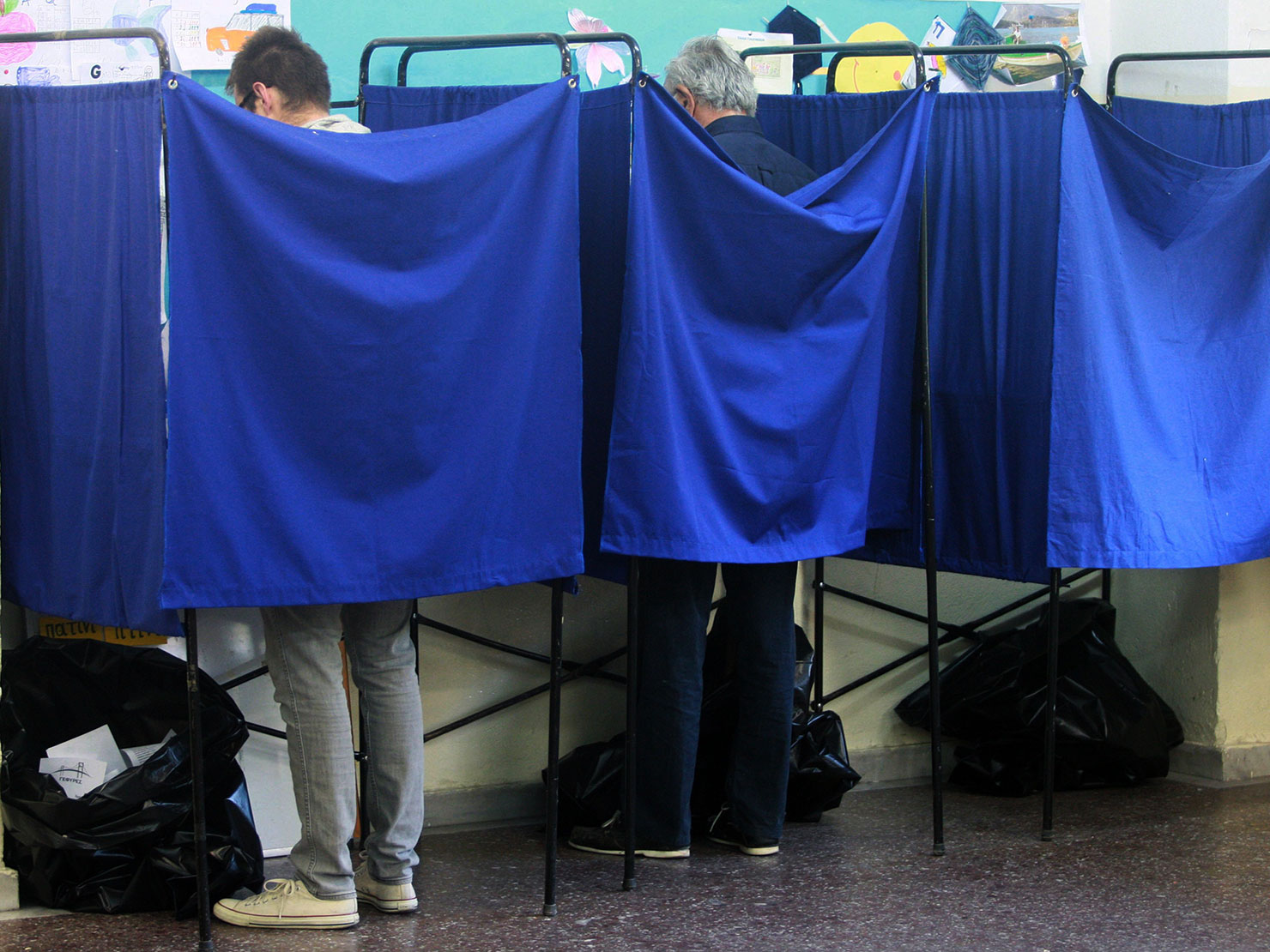Ομαλά από το πρωί η ψηφοφορία στο νομό Λάρισας