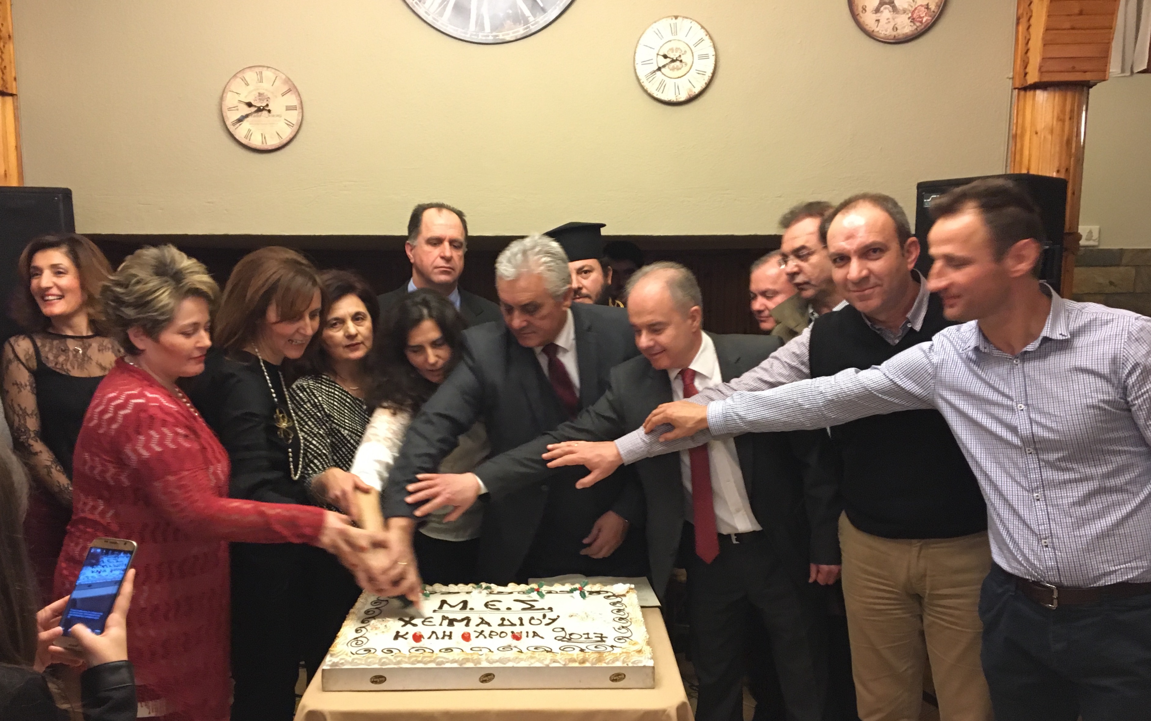 Παρουσία του Δημάρχου Τεμπών έκοψε την πρωτοχρονιάτικη πίτα του  ο Μορφωτικός σύλλογος Χειμαδίου