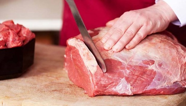 Μισό τόνο κρέας παρέδωσαν χοιροτροφικές επιχειρήσεις στο Κοινωνικό Παντοπωλείο
