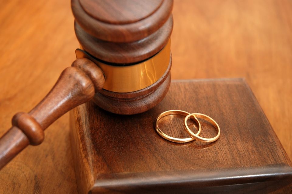 «Έκρηξη» διαζυγίων στη Λάρισα το 2019