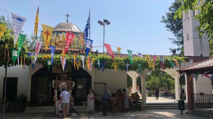 Οι Χαιρετισμοί της Παναγίας κάθε Παρασκευή στην Παναγία την Αρμενιώτισσα