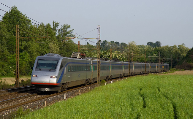 Γρήγορο τρένο: Παλαιότερο μοντέλο στη γραμμή Αθήνα - Λάρισα - Θεσσαλονίκη