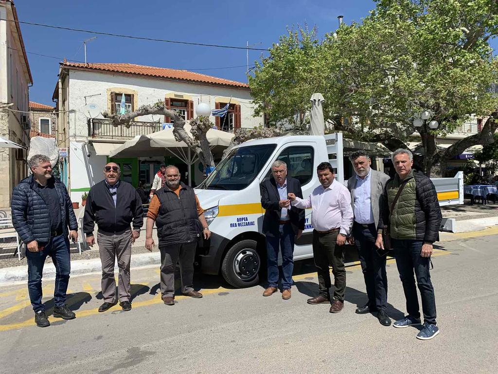 Δωρεά οχήματος από την ΠΕΔ Θεσσαλίας στην πυρόπληκτη περιοχή του Δήμου Μαντουδίου – Λίμνης- Αγίας Άννας 