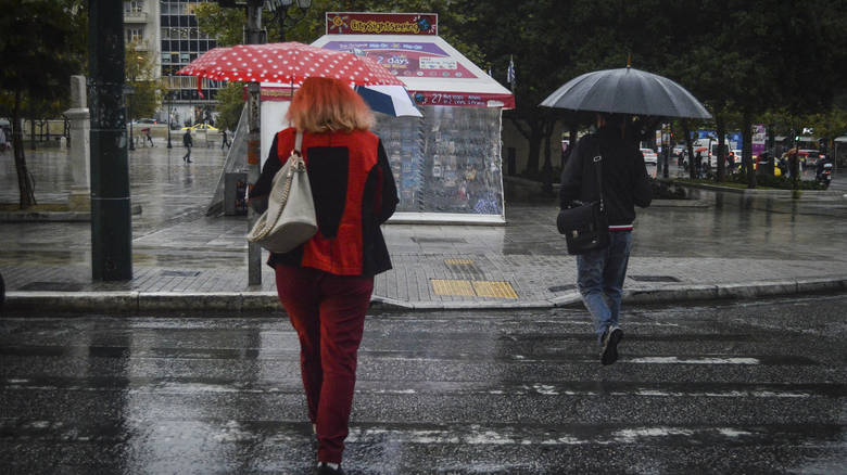 Ισχυρές βροχές και καταιγίδες στη Θεσσαλία - Εκτακτο δελτίο από την ΕΜΥ