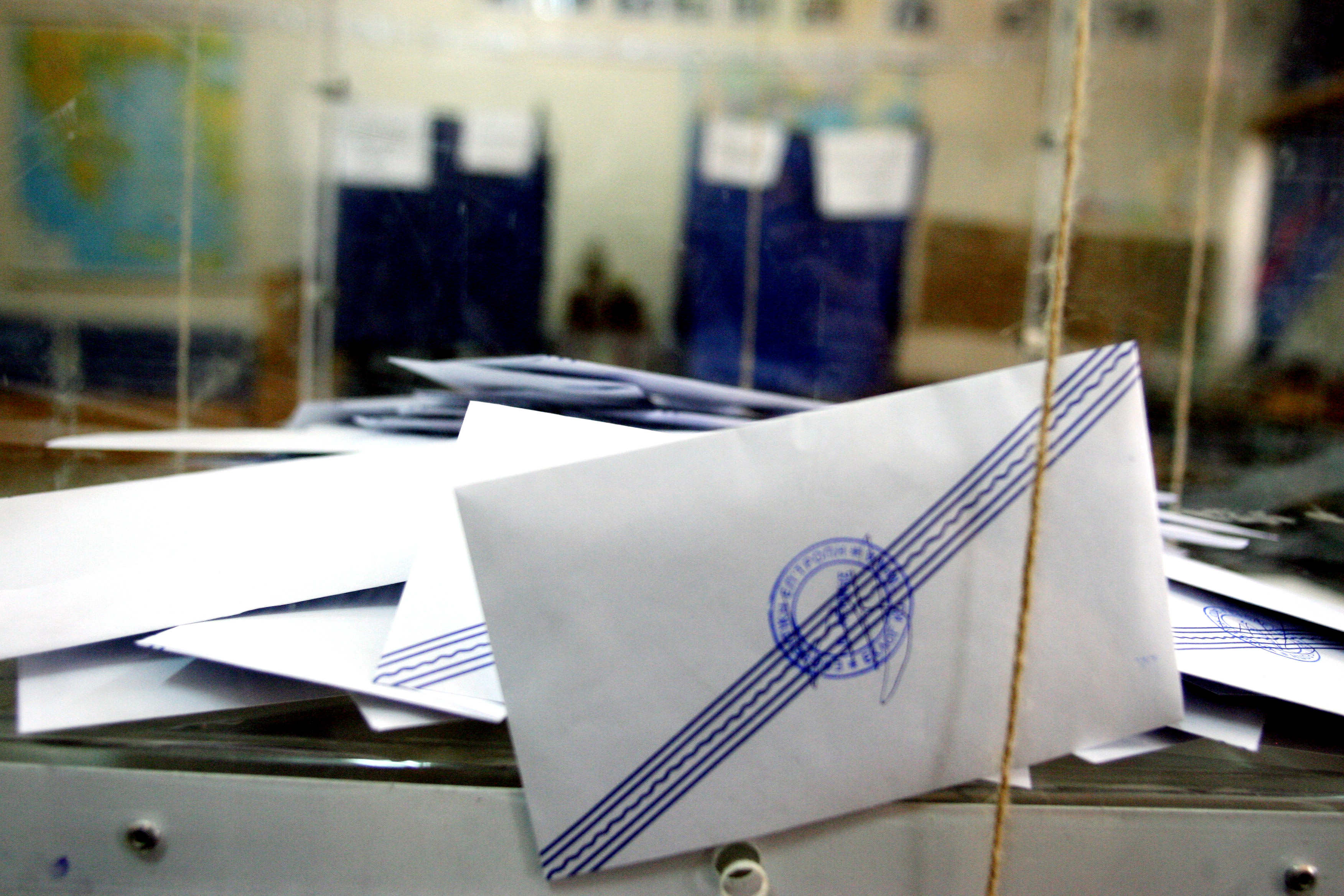 Πιθανή η στήριξη Τσιλιμίγκα από τον ΣΥΡΙΖΑ – «Κλείνουν» οι υποψήφιοι 