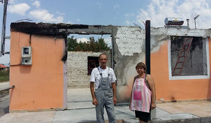 Κάηκε το σπίτι και το μαγαζί τους - Έκκληση βοήθειας εξαμελούς οικογένειας στην Ελασσόνα