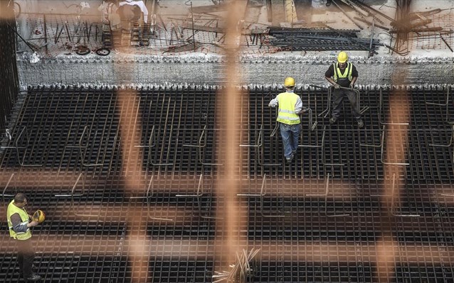 Βουλιάζει συνεχώς η οικοδομή – Μόλις 44 άδειες τον Δεκέμβριο στη Θεσσαλία