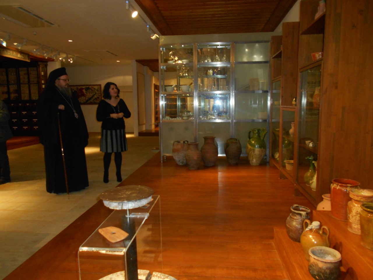 Eπίσκεψη Ιερώνυμου στο Λαογραφικό Μουσείο Λάρισας 