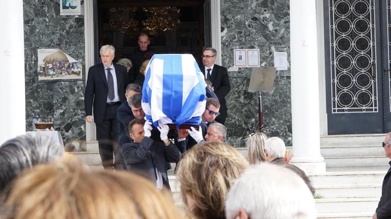 «Τελευταίο αντίο» στον πρώην βουλευτή Νίκο Μαμμωνά 