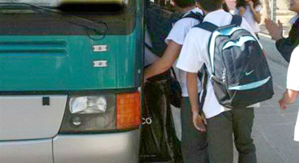 Περιφέρεια Θεσσαλίας: Μεταφέρει καθημερινά 19.200 μαθητές από και προς τα σχολεία