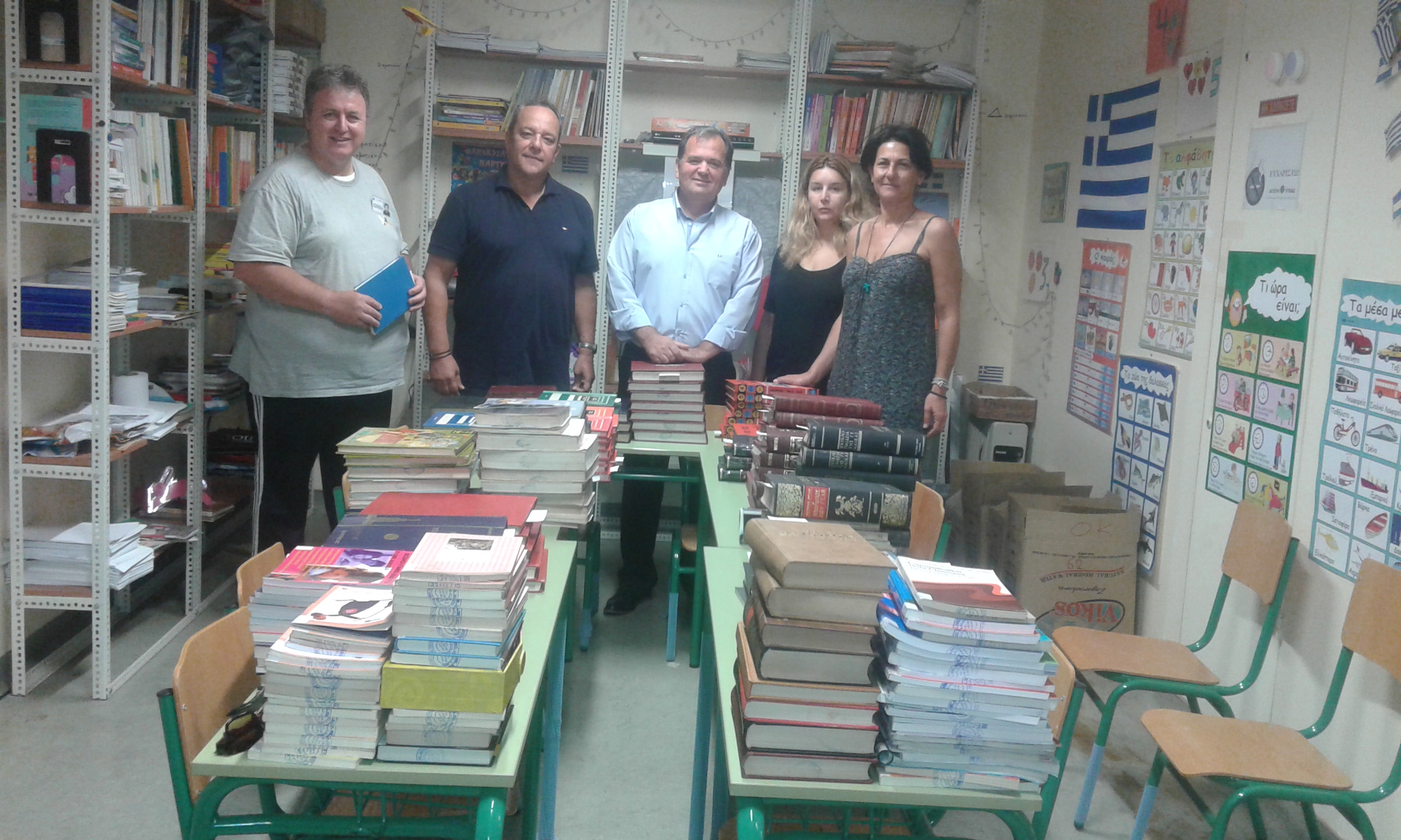 Δωρεά βιβλίων στη Βιβλιοθήκη του Πανεπιστημιακού Νοσοκομείου Λάρισας