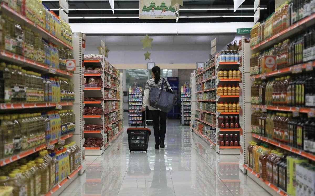 Ποια «διαρκή αγαθά» σταματούν να πωλούν από αύριο τα σούπερ μάρκετ 